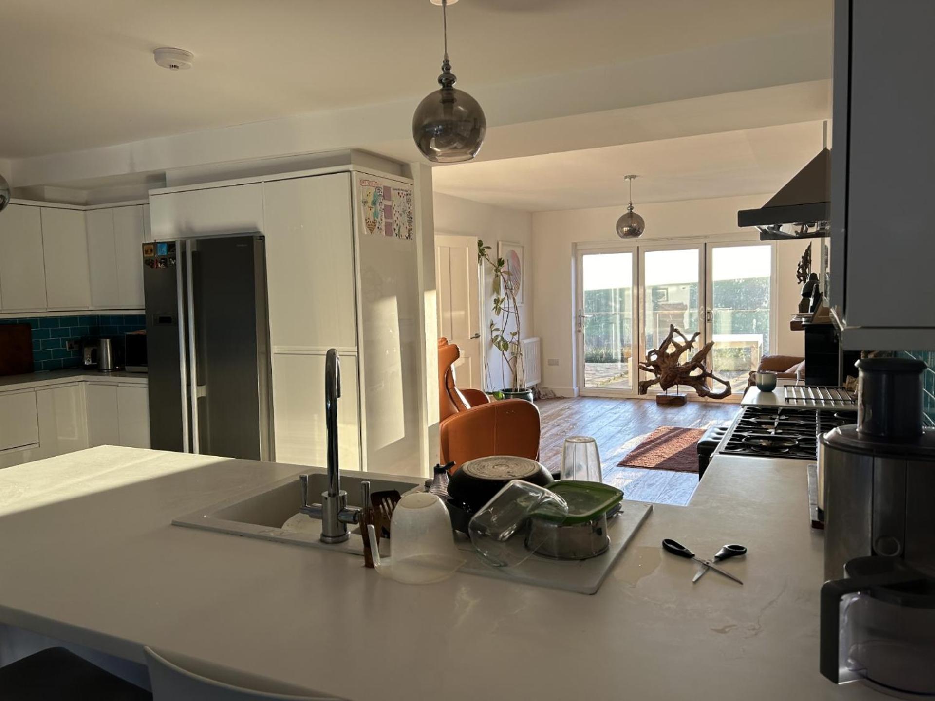 Sanctuary By The Sea With Large Room Including Lounge, Bathroom, Direct Garden Access & Free Parking Μπράιτον Εξωτερικό φωτογραφία