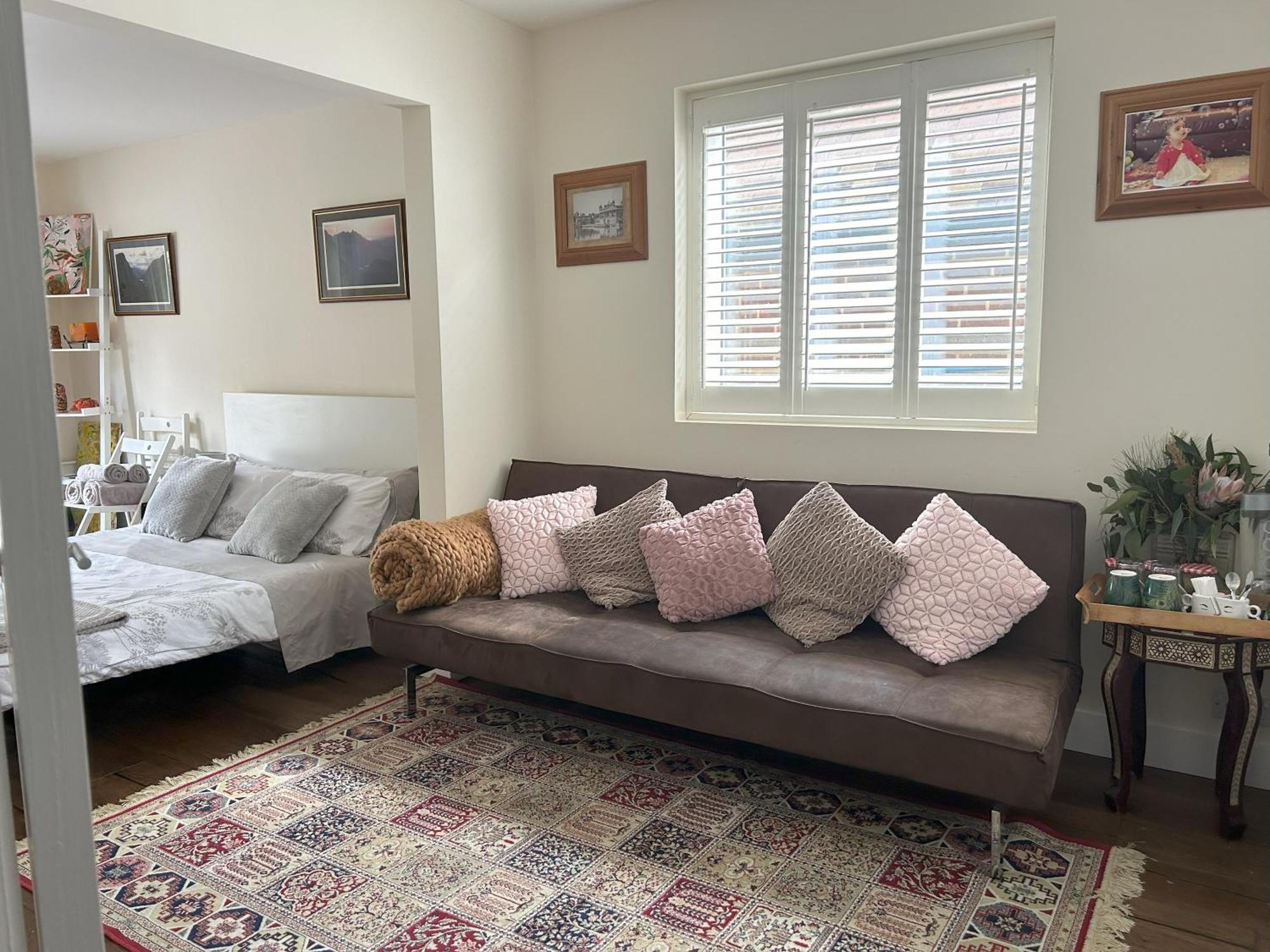 Sanctuary By The Sea With Large Room Including Lounge, Bathroom, Direct Garden Access & Free Parking Μπράιτον Εξωτερικό φωτογραφία